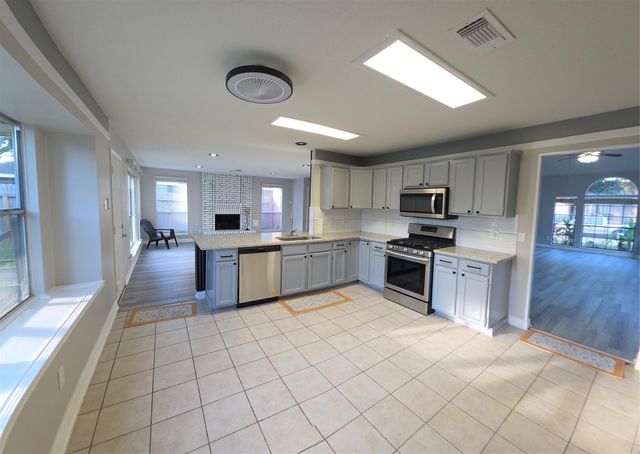 16403 Salinas Lane, Houston, TX 77095