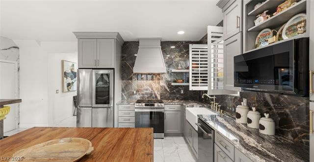 3018 Via Sarafina Drive, Henderson, NV 89052