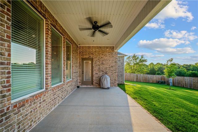 2967 N Grey Squirrel Drive, Fayetteville, AR 72704