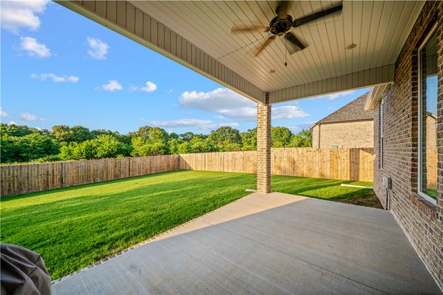 2967 N Grey Squirrel Drive, Fayetteville, AR 72704