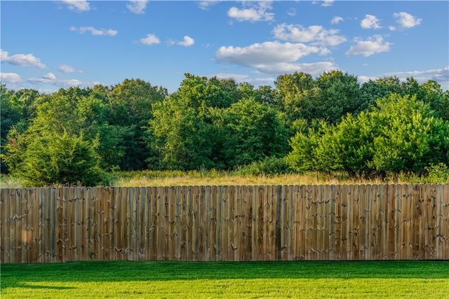 2967 N Grey Squirrel Drive, Fayetteville, AR 72704