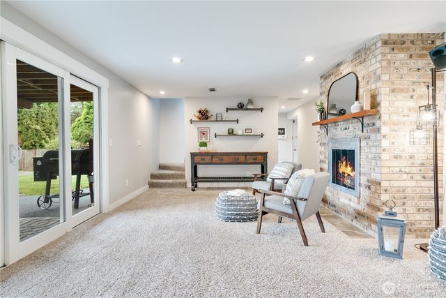 1204 Coral Drive, Fircrest, WA 98466