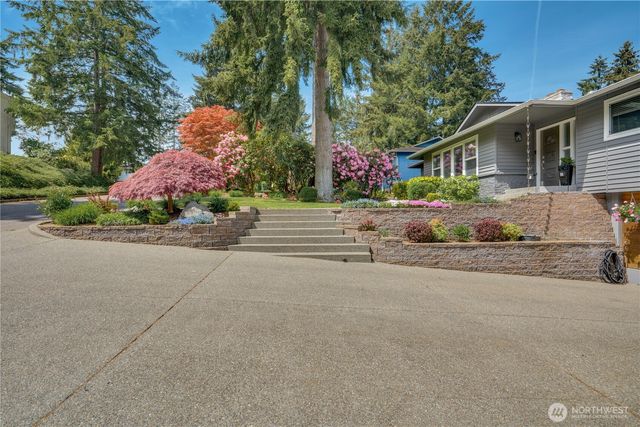 1204 Coral Drive, Fircrest, WA 98466