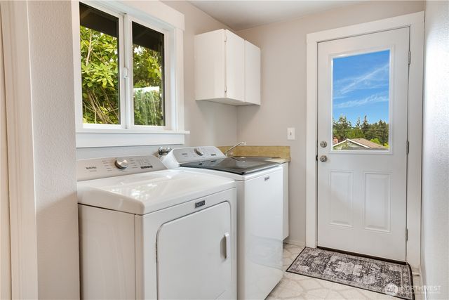 1204 Coral Drive, Fircrest, WA 98466