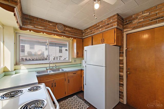 4111 North Street, Silverton, OH 45236