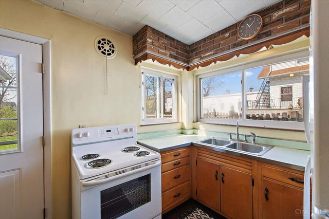 4111 North Street, Silverton, OH 45236