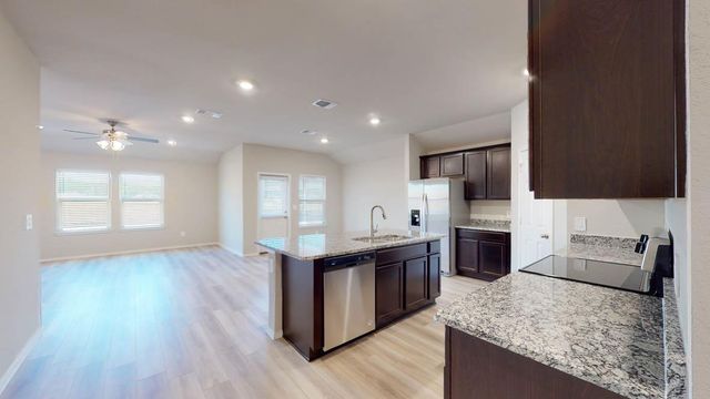 575 Hector LOOP, Georgetown, TX 78626