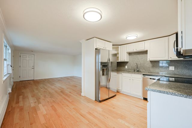 56 Center Street 1-5, Dennis Port, MA 02639