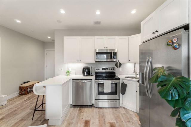 1457 Tremont St. 201, Boston, MA 02120