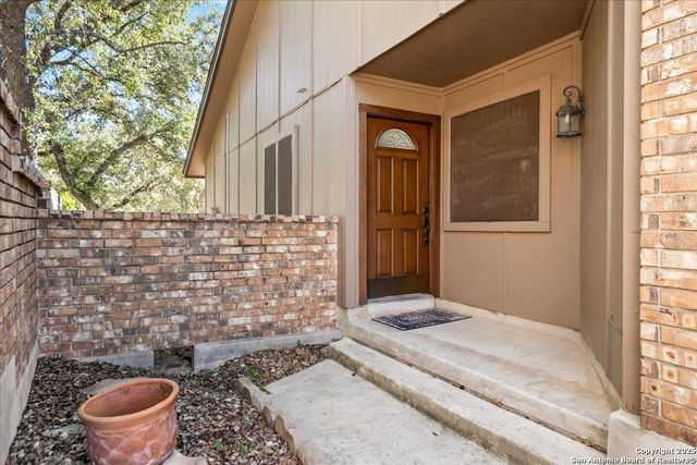 9308 Dover Rdg, San Antonio, TX 78250