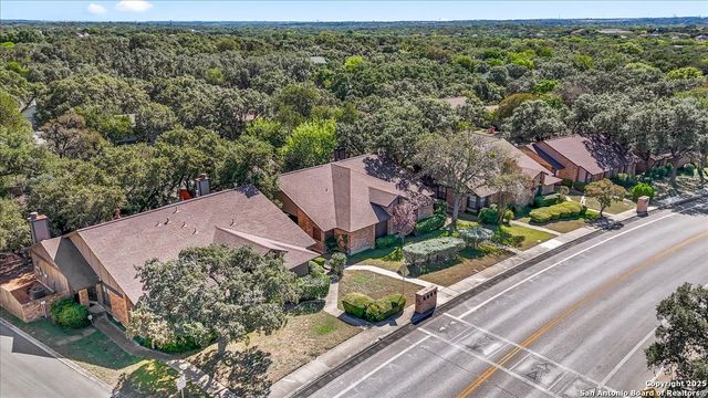 9308 Dover Rdg, San Antonio, TX 78250