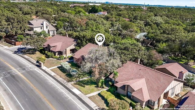 9308 Dover Rdg, San Antonio, TX 78250