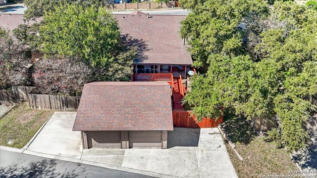 9308 Dover Rdg, San Antonio, TX 78250
