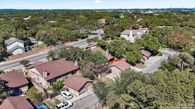 9308 Dover Rdg, San Antonio, TX 78250