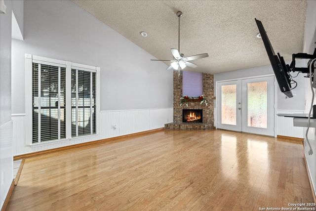 9308 Dover Rdg, San Antonio, TX 78250