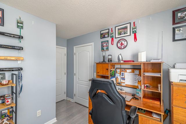 902 Clay Hill Drive, Soddy Daisy, TN 37379