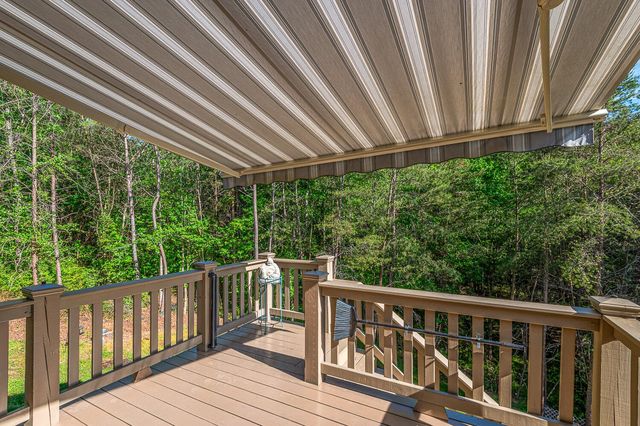 902 Clay Hill Drive, Soddy Daisy, TN 37379