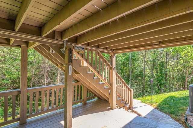 902 Clay Hill Drive, Soddy Daisy, TN 37379