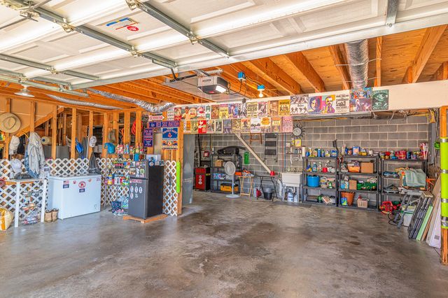 902 Clay Hill Drive, Soddy Daisy, TN 37379