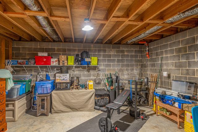 902 Clay Hill Drive, Soddy Daisy, TN 37379