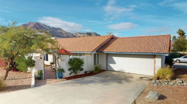 77550 Calle Potrero, La Quinta, CA 92253