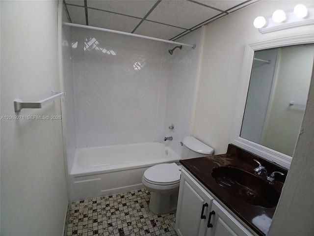 8600 SW 133 Road 124, Miami, FL 33183