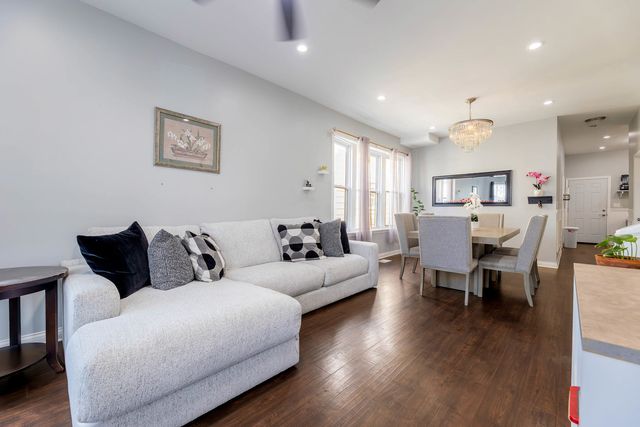 1473 W 73rd Street, Chicago, IL 60636