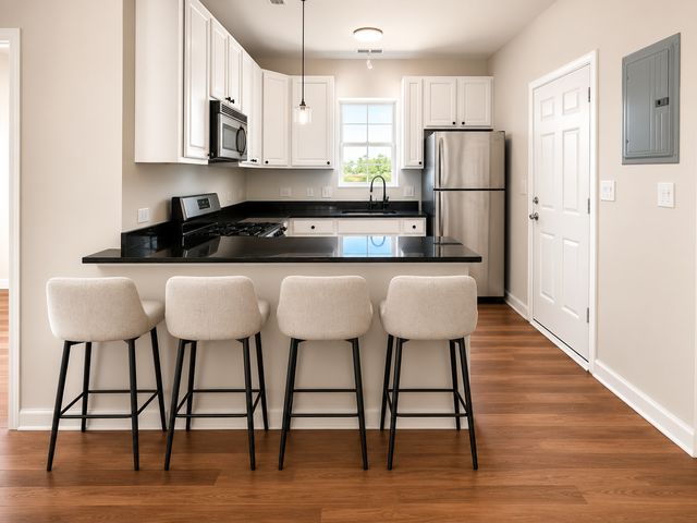 3518 N Hamlin Avenue 3, Chicago, IL 60618