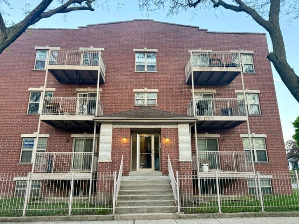 3518 N Hamlin Avenue 3, Chicago, IL 60618