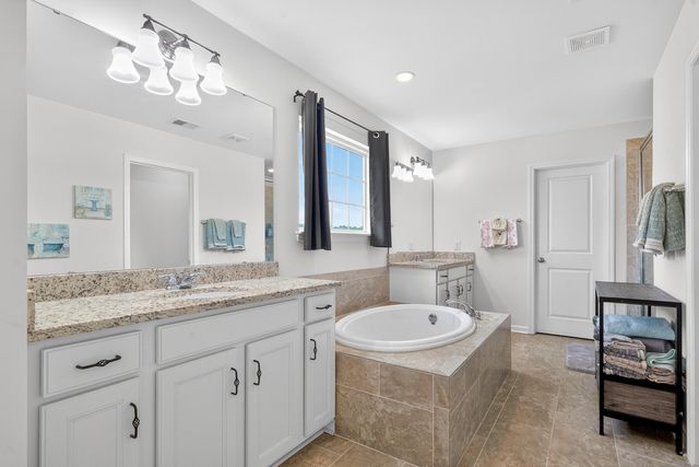 2209 Pimlico Drive, Ridgeville, SC 29472