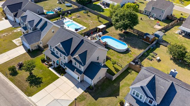 2209 Pimlico Drive, Ridgeville, SC 29472