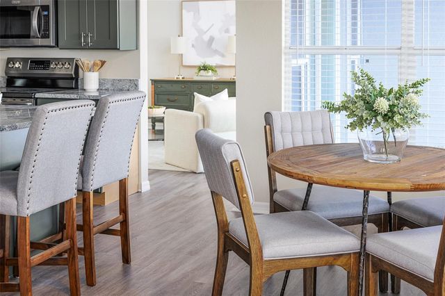 411 EDGEWATER DRIVE, Polk City, FL 33868