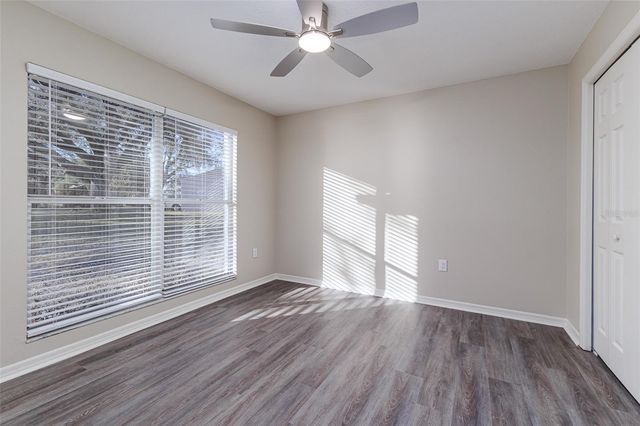 411 EDGEWATER DRIVE, Polk City, FL 33868