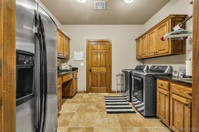 530 Eagles Nest Drive, Disney, OK 74340