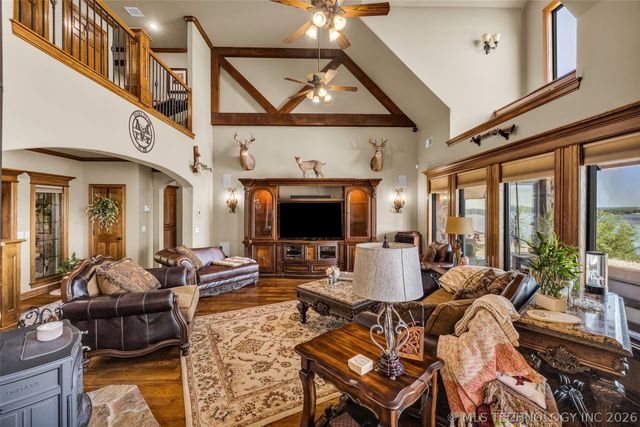 530 Eagles Nest Drive, Disney, OK 74340