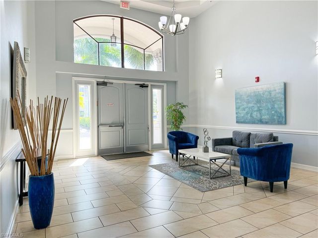 1100 Pine Ridge RD B405, Naples, FL 34108