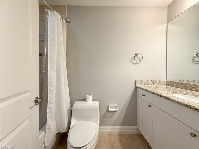 1100 Pine Ridge RD B405, Naples, FL 34108