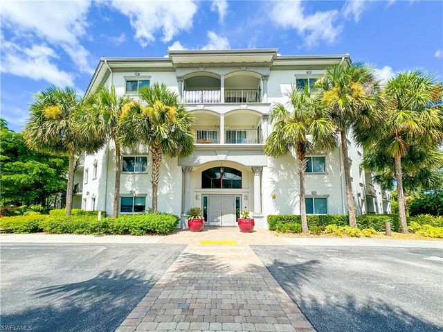 1100 Pine Ridge RD B405, Naples, FL 34108