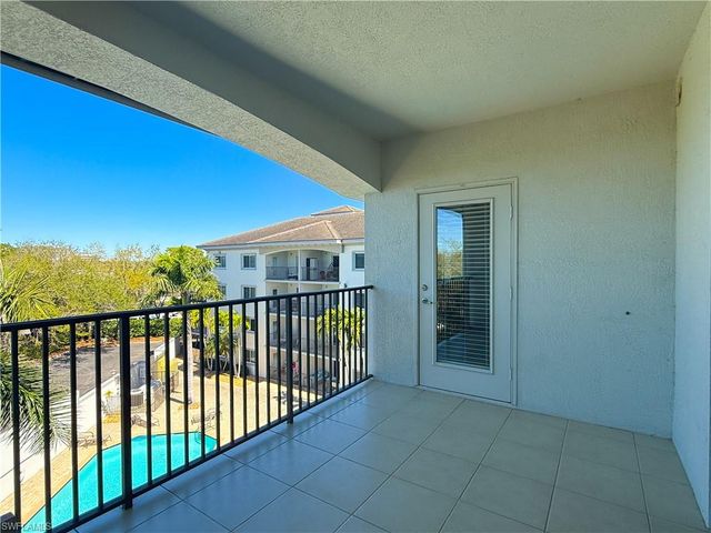 1100 Pine Ridge RD B405, Naples, FL 34108