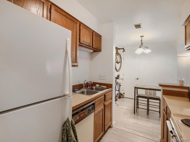 4652 White Rock Circle 3, Boulder, CO 80301