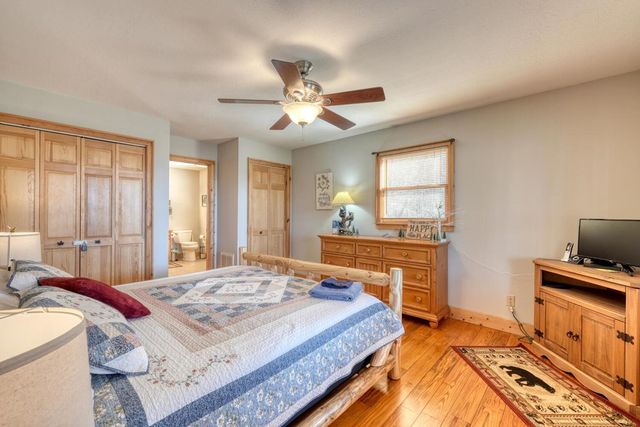 310 Barefoot Hills Road, Hiawassee, GA 30546