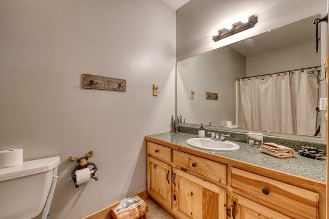 310 Barefoot Hills Road, Hiawassee, GA 30546