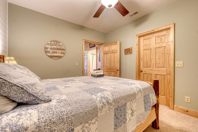 310 Barefoot Hills Road, Hiawassee, GA 30546