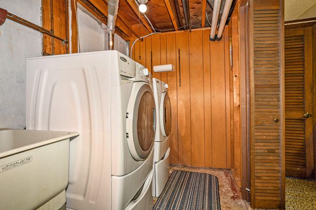 340 W Railroad Street, Centreville Vllg, MI 49032