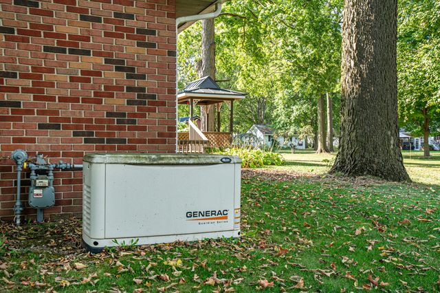 340 W Railroad Street, Centreville Vllg, MI 49032