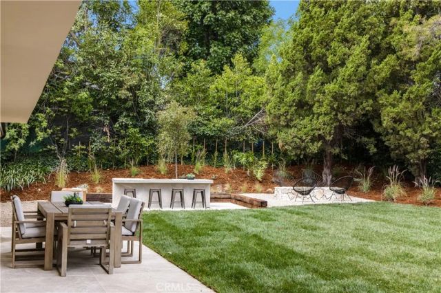 5873 Fairhaven, Woodland Hills, CA 91367