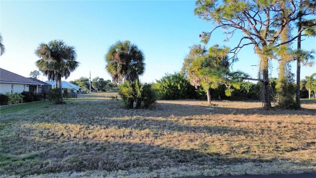 238 BROADMOOR LANE, Rotonda West, FL 33947