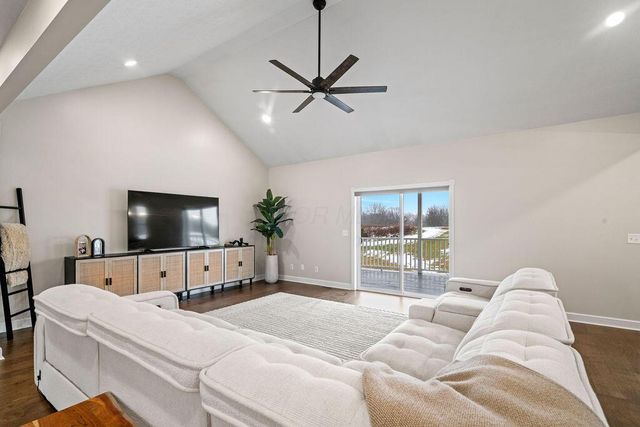 7700 State Route 95, Fredericktown, OH 43019