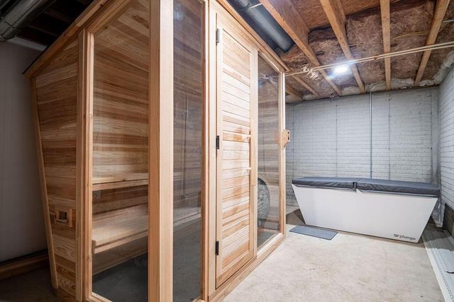 7700 State Route 95, Fredericktown, OH 43019