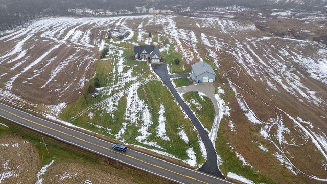 7700 State Route 95, Fredericktown, OH 43019